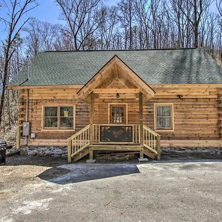 The Phoenix Cabin With Hot Tub In Gatlinburg! المظهر الخارجي الصورة