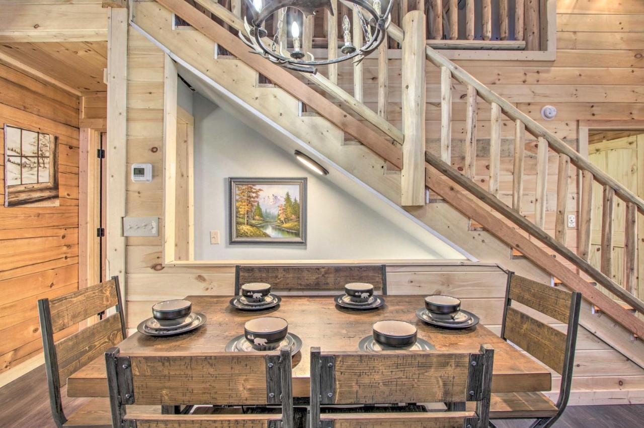 The Phoenix Cabin With Hot Tub In Gatlinburg! المظهر الخارجي الصورة