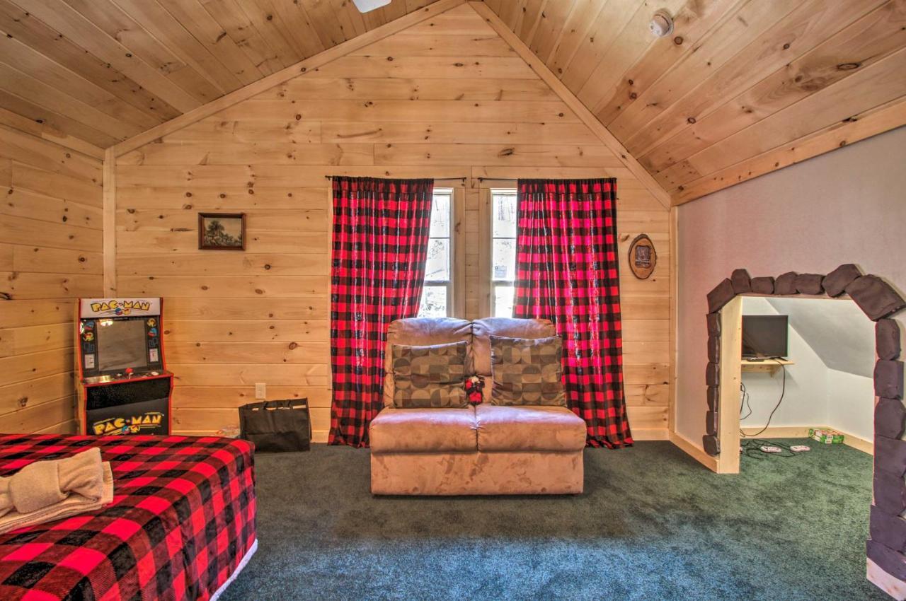 The Phoenix Cabin With Hot Tub In Gatlinburg! المظهر الخارجي الصورة